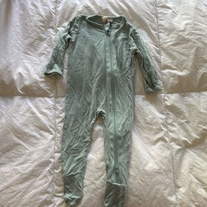 KYTEbaby long sleeve be onesie 3-6months